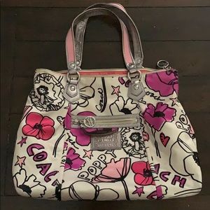 Coach purse in Poppy print